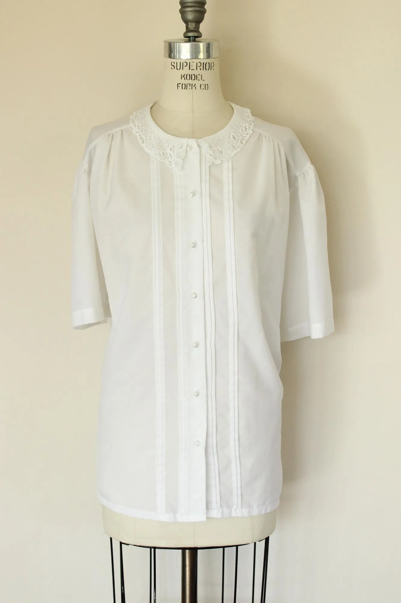 Vintage 1980s 1990s Volup Ms. Bond White Blouse