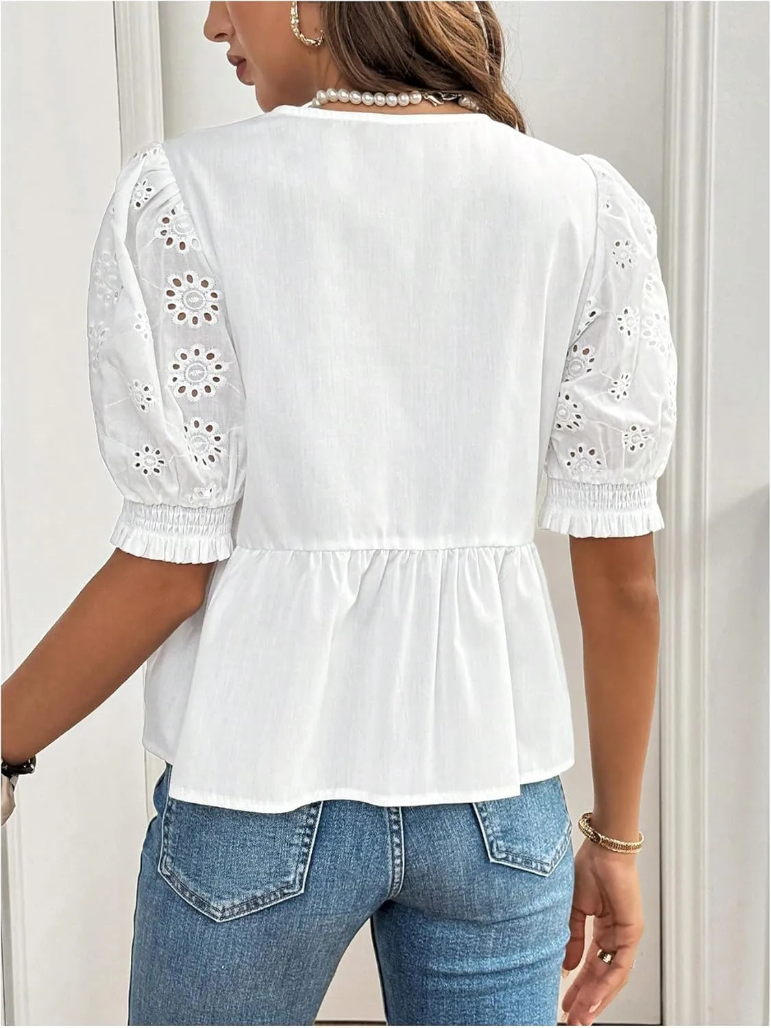 WDIRARA Women's Floral Print Bow Tie Front Blouse Puff Short Sleeve Round Neck Peplum Babydoll Shirt