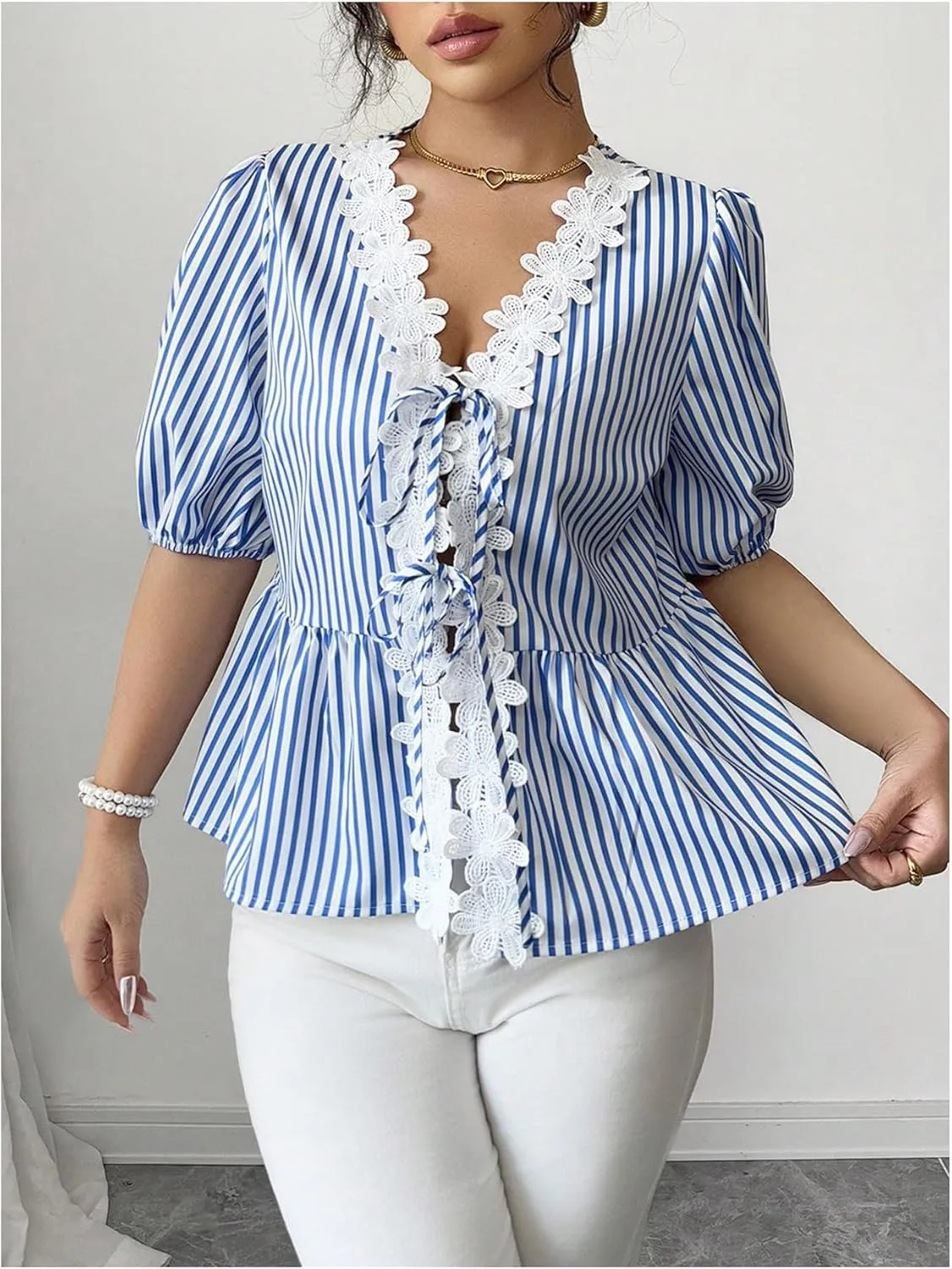 WDIRARA Women's Floral Print Bow Tie Front Blouse Puff Short Sleeve Round Neck Peplum Babydoll Shirt